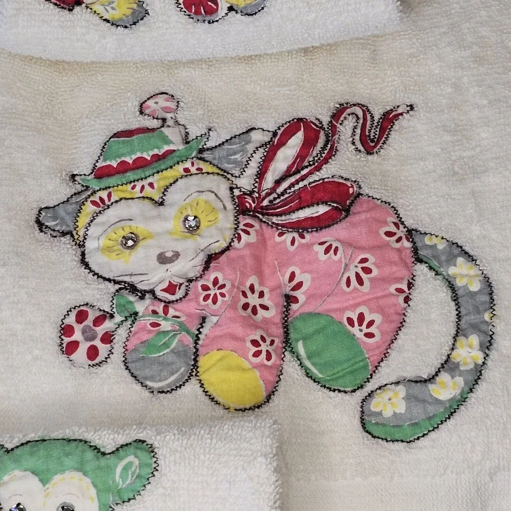 VTG Retro Kitschy Applique Animals 3 Pc Bath Towel Hand And Washrag Set‎ White
